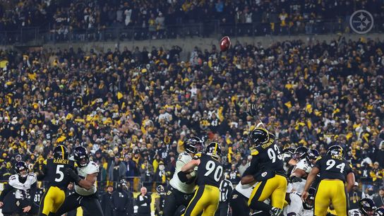 Baltimore Ravens kicker, Tyler Loop, misses the a game-winning field goal wide right in Week 18 of the 2025 NFL Regular Season. Baltimore Ravens kicker, Tyler Loop, misses the a game-winning field goal wide right in Week 18 of the 2025 NFL Regular Season.