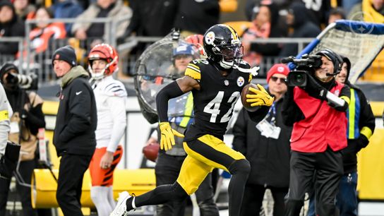 Steelers cornerback James Pierre runs to the endzone after scooping up a fumble during Pittsburgh's 34-12 win over the Cincinnati Bengals in Week 11 of the 2025 NFL Season.
