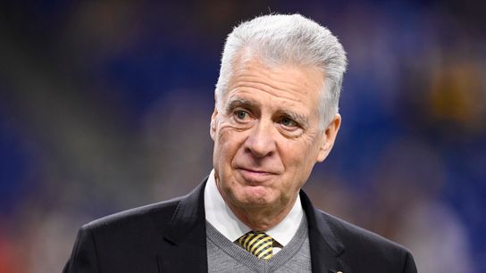 Steelers’ Art Rooney II May Shock Fans With Blank Checks For The Coaching Staff Extremely Soon (Steelers News)