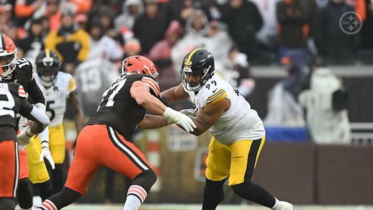 Steelers defensive tackle Derrick Harmon (99) during a regular season matchup between the Pittsburgh Steelers and Cleveland Browns.