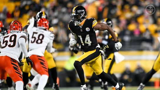Former Steelers wide receiver George Pickens (14) during a regular season matchup between the Pittsburgh Steelers and Cincinnati Bengals.