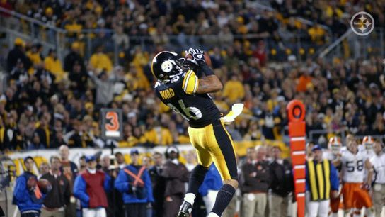 Former Steelers wide receiver Hines Ward (86) during a matchup between the Pittsburgh Steelers and Cleveland Browns.