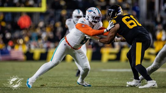 Former Dolphins linebacker Matthew Judon (8) during a regular season matchup between the Pittsburgh Steelers and Miami Dolphins. Former Dolphins linebacker Matthew Judon (8) during a regular season matchup between the Pittsburgh Steelers and Miami Dolphins.