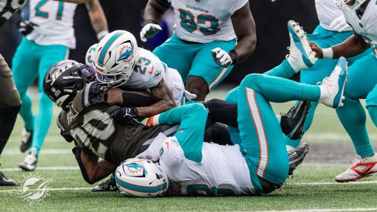 Former Dolphins linebacker Matthew Judon (8) during a regular season matchup between the Miami Dolphins and New York Jets.
