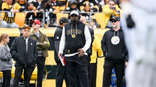 Steelers head coach Mike Tomlin during a regular season matchup between the Pittsburgh Steelers and Indianapolis Colts.