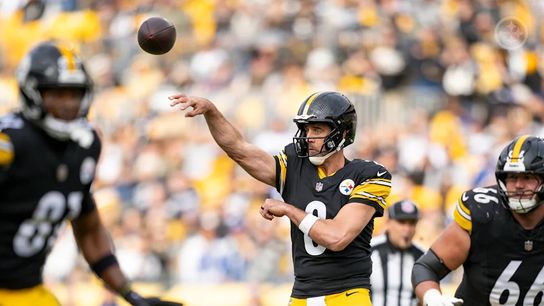 Steelers quarterback Aaron Rodgers (8) during a regular season matchup between the Pittsburgh Steelers and Indianapolis Colts.