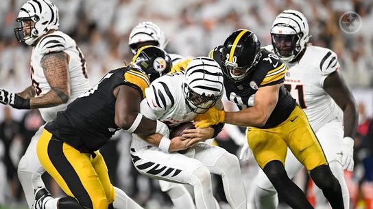Steelers linebacker T.J. Watt (90) during a regular season matchup between the Pittsburgh Steelers and Cincinnati Bengals. Steelers linebacker T.J. Watt (90) during a regular season matchup between the Pittsburgh Steelers and Cincinnati Bengals.