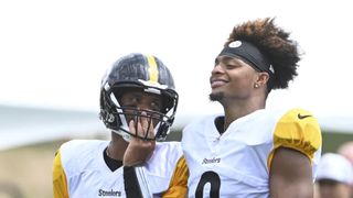 Steelers Reportedly Trying To Hide Their Love For 1 Quarterback Prospect (Steelers News). Photo by Phil Pavely / AP