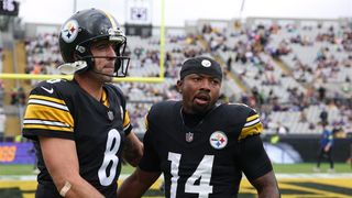 Steelers' Aaron Rodgers Lays Out Exactly Why Pittsburgh Found Success Against Miami In Week 15 (Steelers News). Photo by Ian Walton / Associated Press
