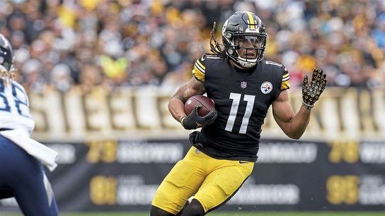 Former Steelers receiver attempts to make a play during a Week 15 matchup against the Tennessee Titans in 2021. Former Steelers receiver attempts to make a play during a Week 15 matchup against the Tennessee Titans in 2021.