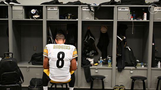 Steelers' Aaron Rodgers Had To Overcome Multiple Problems Thrown His Way In 2025 (Steelers News)