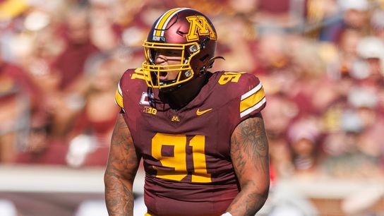 DL Deven Eastern makes a play during his time at Minnesota. Steelers Deven Eastern