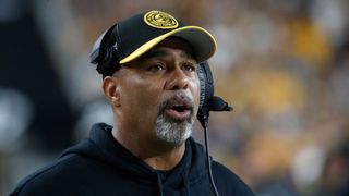 Steelers' Teryl Austin Not Getting Fired Since "They Really Went Out Of Their Comfort Zone Last Year" (Steelers News). Photo by Charles LeClaire / Imagn Images