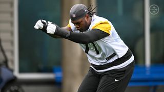 Steelers' Spencer Anderson Is Obvious Upgrade Over RT Broderick Jones: "Something Has To Be Done" (Steelers News). Photo by Steelers.com