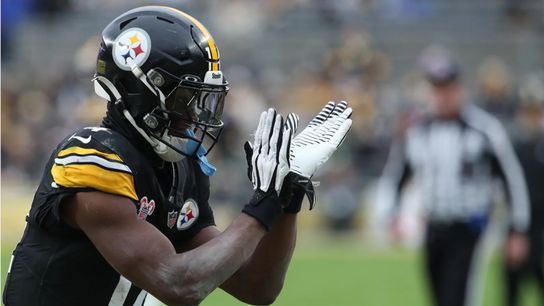 Steelers' Mike Tomlin Seriously Defends George Pickens Despite Evidence Of Blown Route Running  (Steelers News)