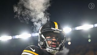 Steelers' Mike Tomlin Will Avoid "Panic Move" Of Benching Russell Wilson And Give Him A Long Leash (Steelers News). Photo by Alysa Rubin / Pittsburgh Steelers