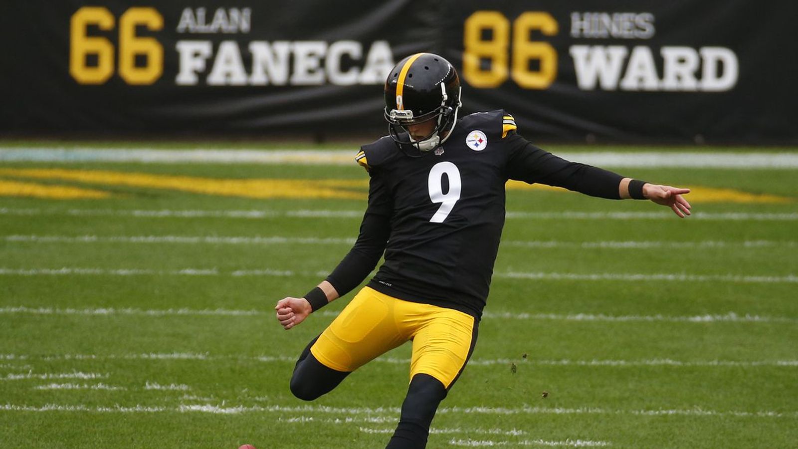 WATCH: Newly Signed Steelers Kicker Chris Boswell Absolutely Bombs