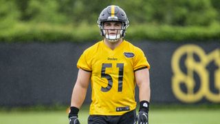 Sutton Signed to Practice Squad (Free Agency News)