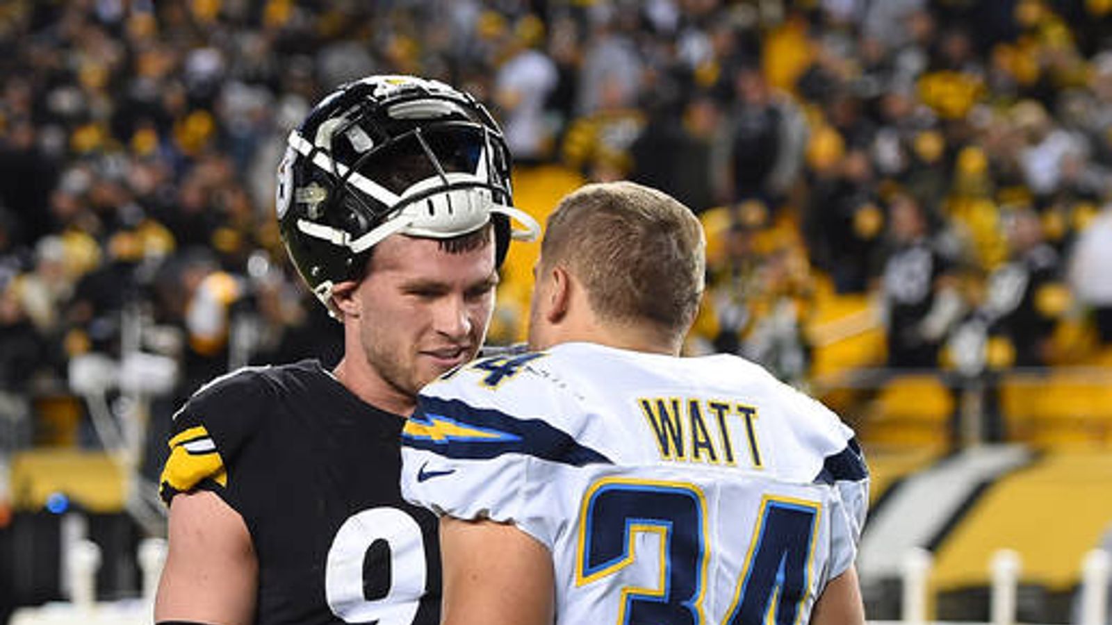 Family ties: FB Derek Watt joins brother TJ with Steelers