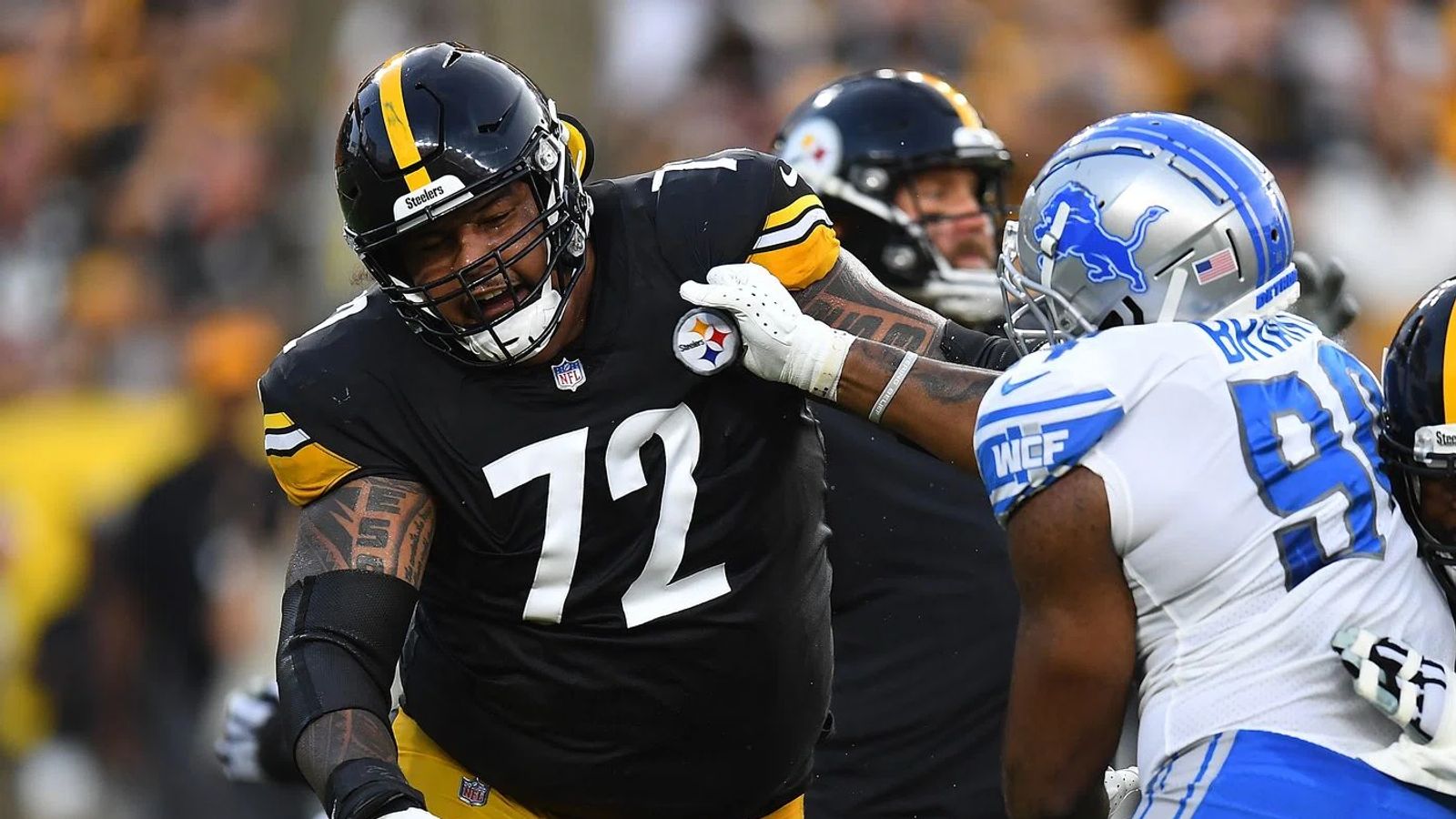 Alex Highsmith is an inexperienced rookie and a future Steelers