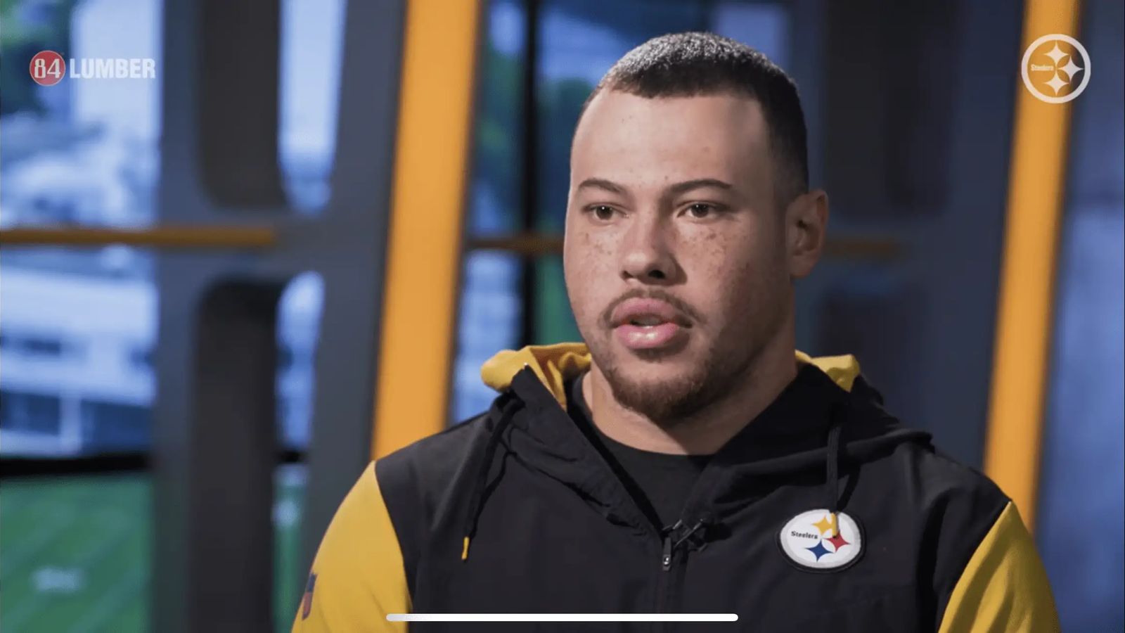 Steelers' Alex Highsmith soaring in 2022, but remembers his roots