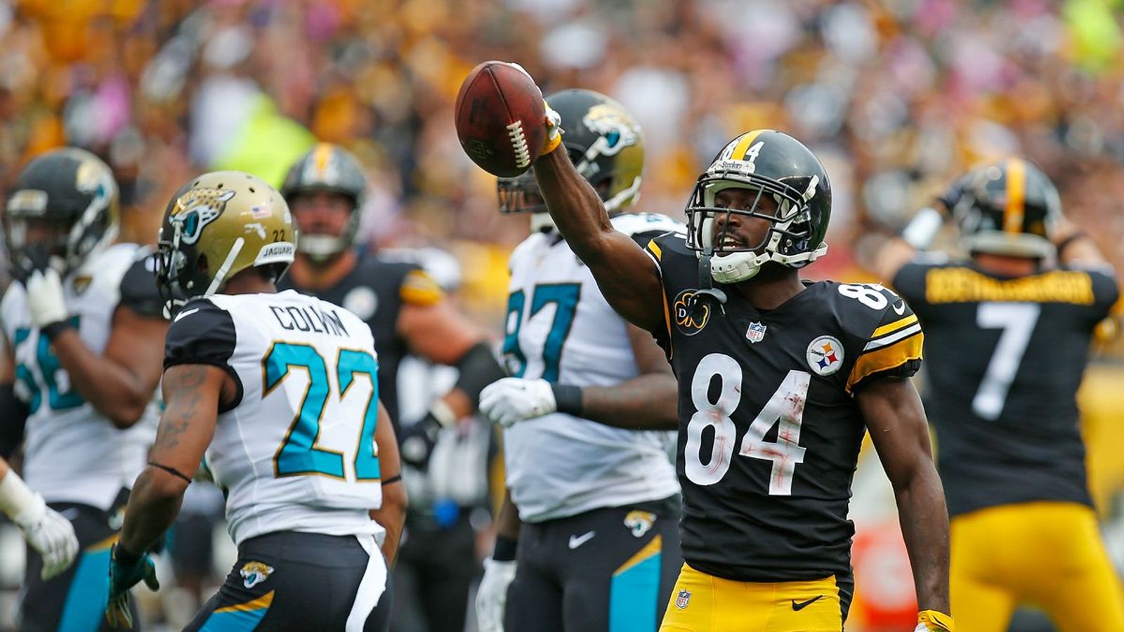 Steelers' Greg Lloyd Flipped Off The Broncos Bench After Being Ejected For  Hitting A Referee That Began The Crazy Man