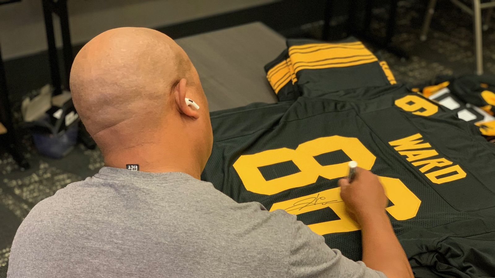 Hines Ward Autographed Color Rush Jersey Giveaway ROUND 2!