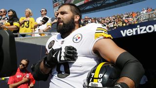 Steelers' Pro Bowl Tackle Alejandro Villanueva Reveals Honest Observation About The NFL And Military Service (Steelers News). Photo by AP Photo / Nam Y. Huh