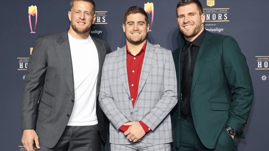 Pittsburgh Steelers Fans Rejoice: JJ Watt Is Finally Part Of Steeler Nation (Pittsburgh Steelers)