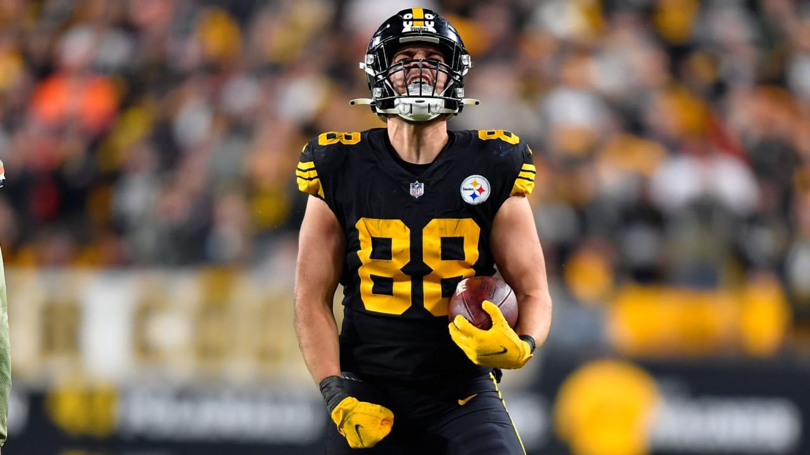 Heath Miller Mentoring Emerging Steelers TE Pat Freiermuth 