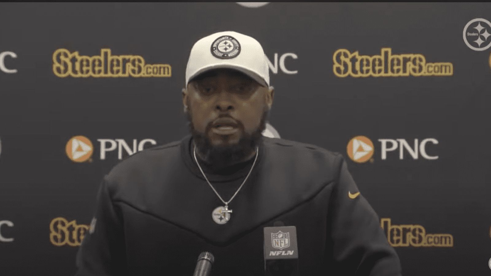 Steelers' HC Mike Tomlin Has A Shockingly Oblivious Response About Dumb ...