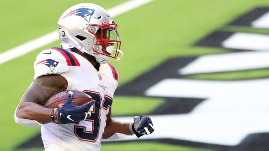 Steelers Should Pursue Patriots RB Damien Harris If He Lands On Trading Block Ahead Of 2022 Season (Steelers News)