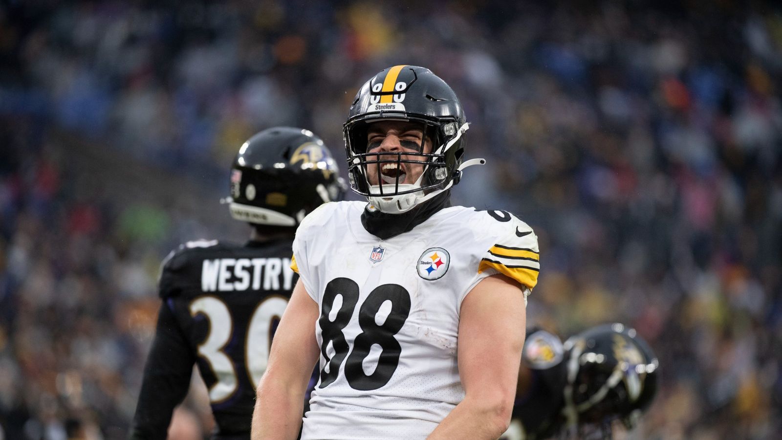 Steelers Pat Freiermuth is second to only Travis Kelce in TE grades