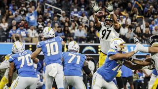 Steelers Star Cam Heyward was "In A Tizzy" During Epic Week 18 Chargers-Raiders Game (Podcasts)