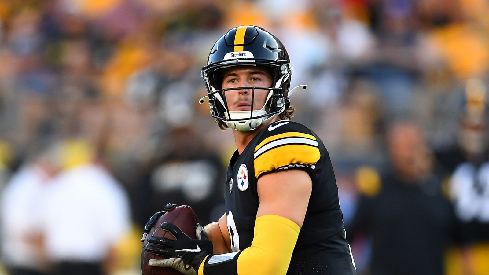 Steelers' Kenny Pickett Gets Huge Praise From 2-Time Super Bowl Winning  Quarterback Phil Simms