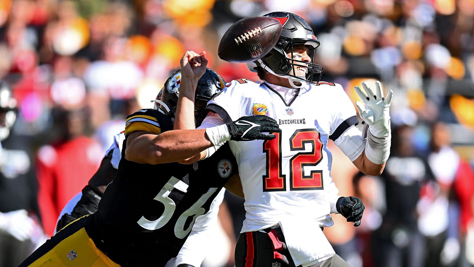 Pittsburgh Steelers linebacker Alex Highsmith (56) walks off the field  after an NFL football game against