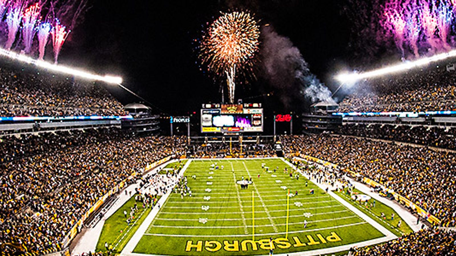 Thousands of empty seats at Steelers' home games signal