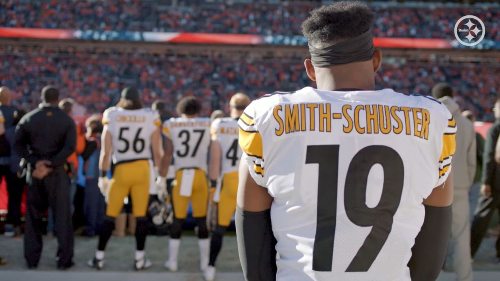 Smith-Schuster's Mom Claims JuJu 'Not Wanted' by Steelers