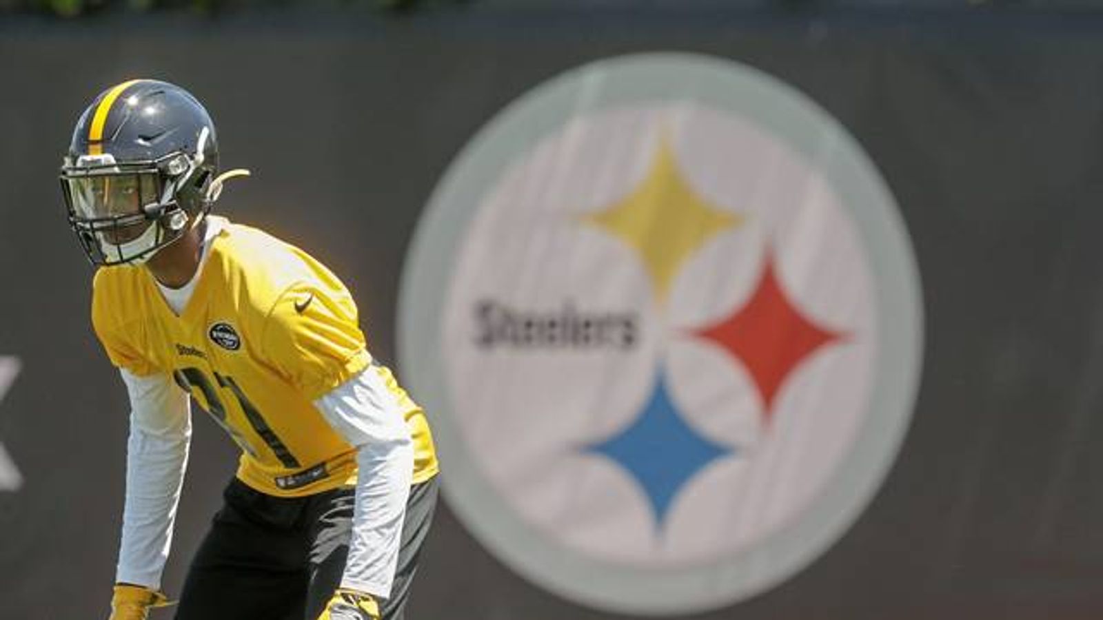 Bogus PFF Ratings Send Steelers' Cornerback Patrick Peterson Into