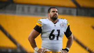 Steelers Activate Wisniewski, Send Gilbert to IR (Injury News)