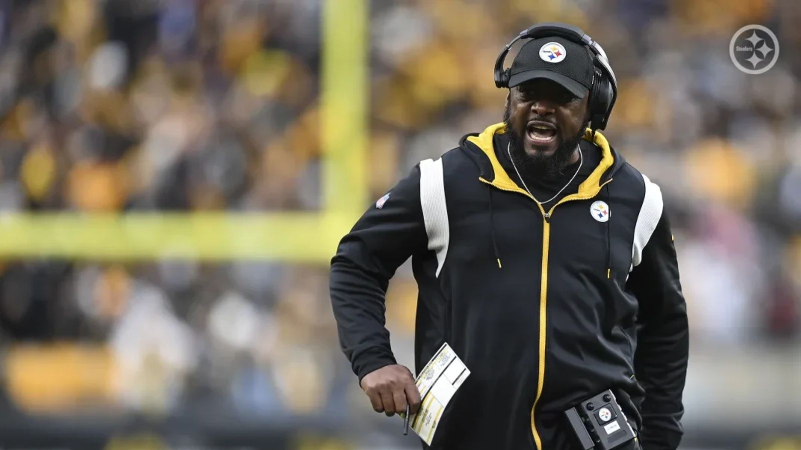 Steelers inside the ropes: Mike Tomlin opts for pads, physical practice  ensues