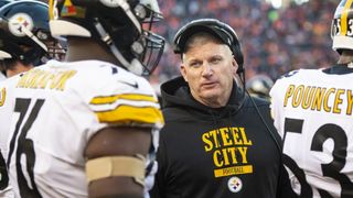 Mike Munchak Out in Denver? (Coaching News)