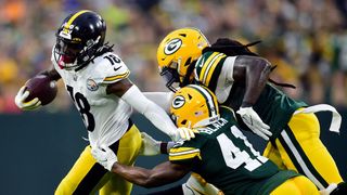 Steelers Insider Predicts Diontae Johnson To Accept Massive $93 Million Deal With Green Bay Packers In 2023 (Diontae Johnson News)