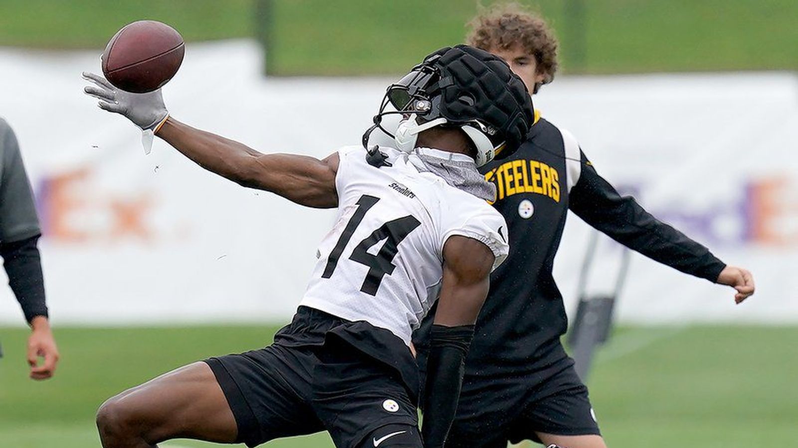 George Pickens has interesting comment about Steelers' practice