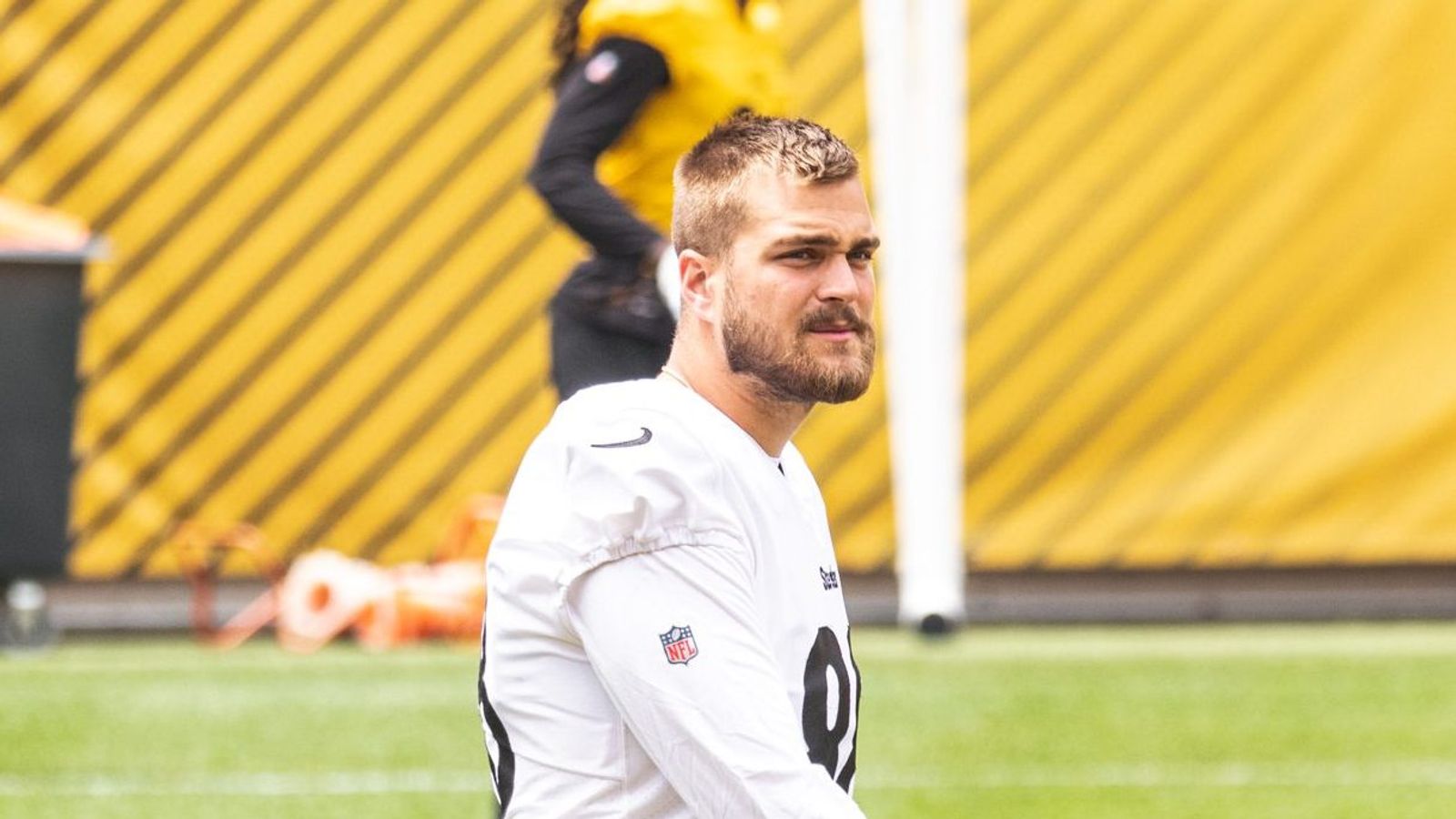 Is Steelers' Pat Freiermuth Ready to Give Travis Kelce A Run For The Top  AFC Tight End?