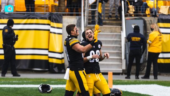 Steelers Pat Freiermuth And Zach Gentry