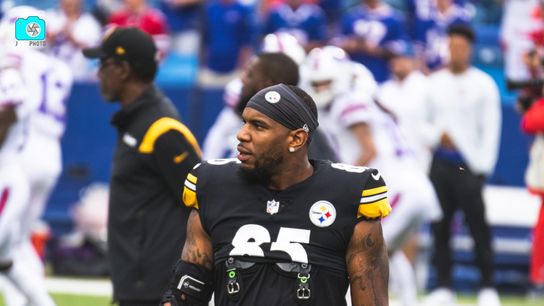 REPORT: Steelers TE Eric Ebron expected to miss time with knee surgery (Injury News)