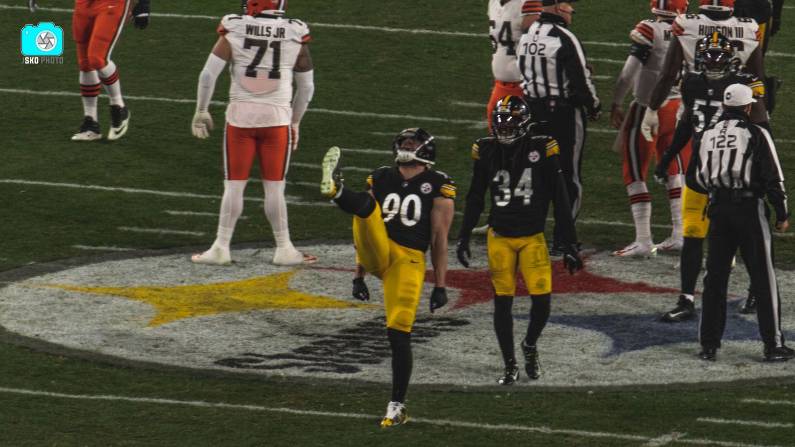 NFL Executives Barely Acknowledge Steelers LB TJ Watt in Latest 2022 ESPN  Poll; Praise Myles Garrett Instead