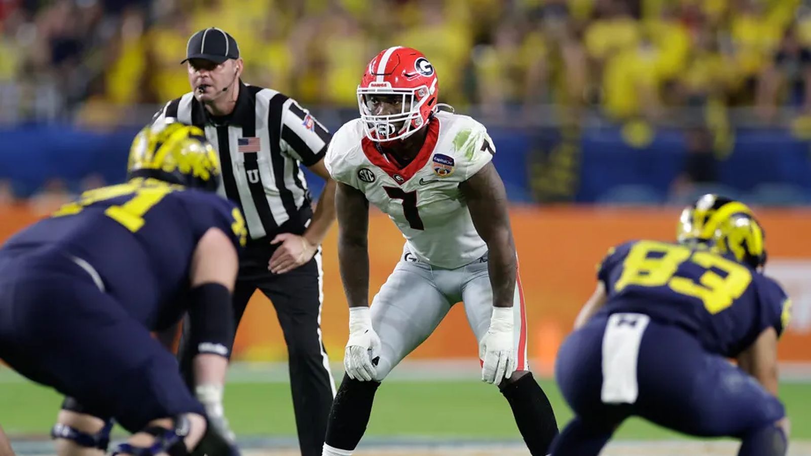 Why the Steelers Should Target Georgia Bulldogs Impressive LB Quay Walker  on Day 2