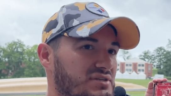 Steelers Veteran QB1 Mitch Trubisky Continues To Display Maturity, Willingness To Teach Rookie Kenny Pickett (Kenny Pickett News)